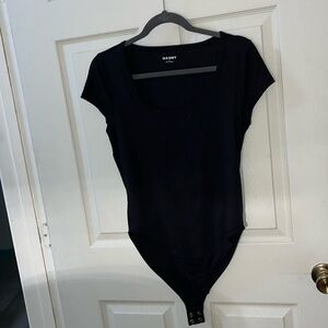 NWOTS - Old Navy black scoop neck bodysuit - MEDIUM